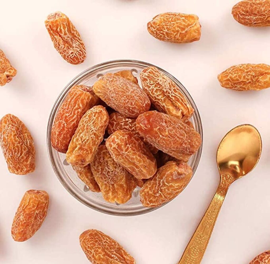 Buy the Best quality and Premium LOOJI Yellow Dry dates 1 kg online at best price in India.